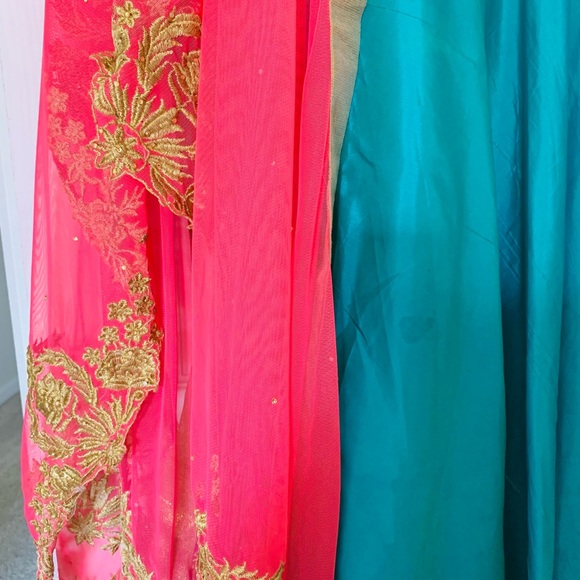 Anarkali Suit - Picture 7 of 9